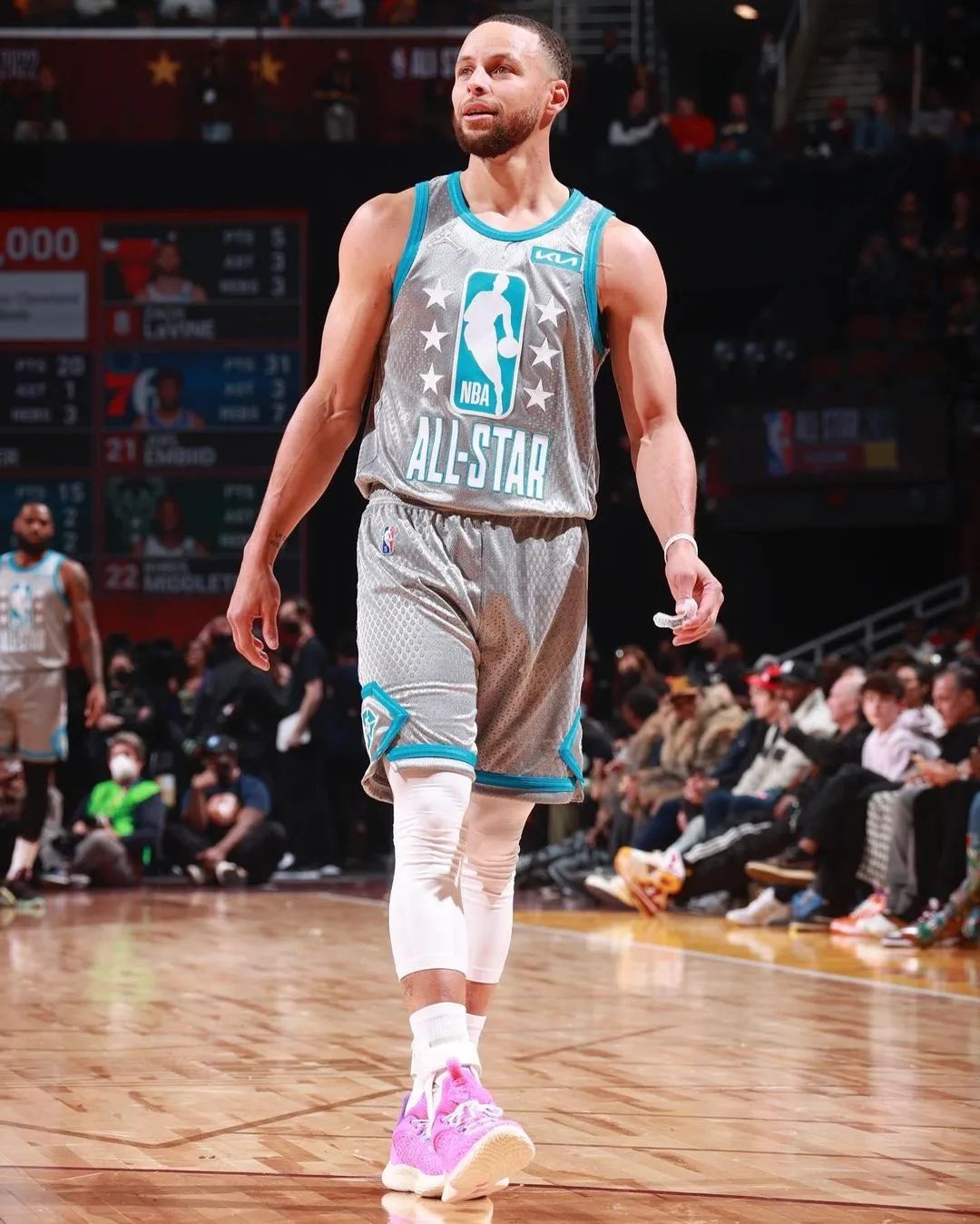 在网球赛场 在网球赛场