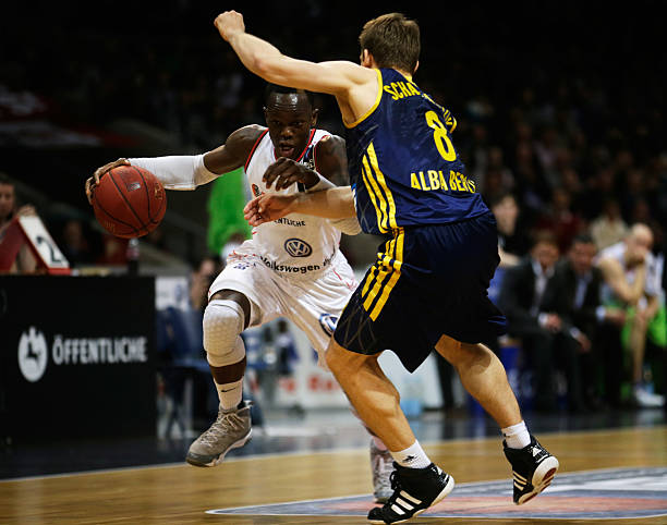 与比赛中持 与比赛中持