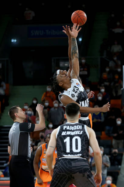 球比赛的决 球比赛的决